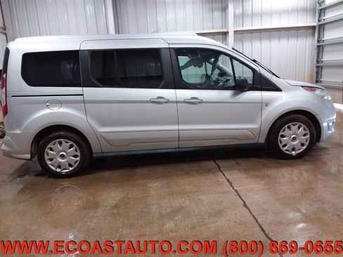 Used 2018 Ford Transit Connect XLT image 3