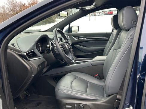Certified 2023 Buick Enclave Essence image 17