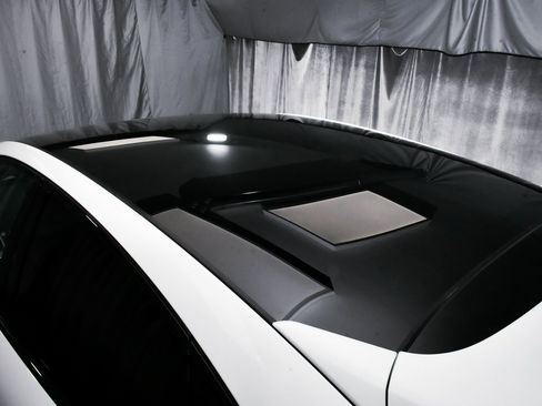 Used 2022 Porsche Cayenne Coupe image 77