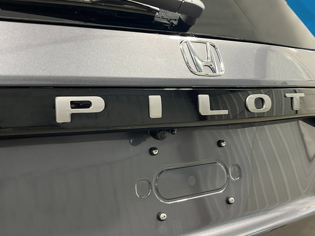 New 2026 Honda Pilot Elite image 9