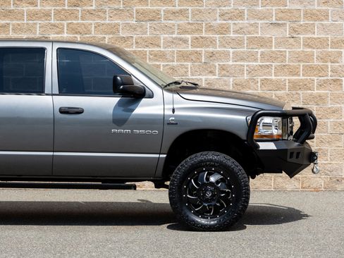 Used 2006 Dodge Ram 3500 Truck SLT AWD/4WD image 14