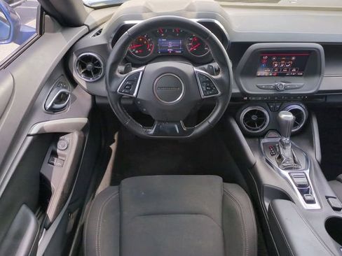 Used 2023 Chevrolet Camaro LT image 15