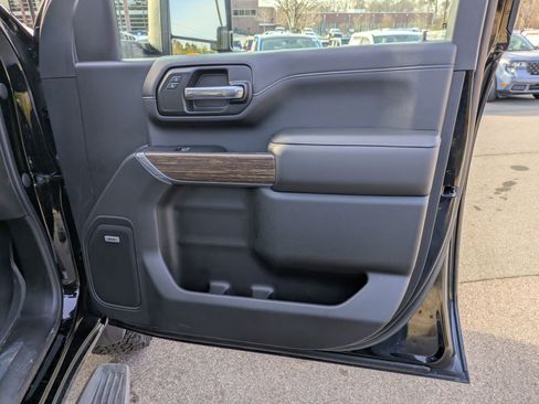 Used 2020 Chevrolet Silverado 2500 High Country w/ Z71 Off-Road Package image 43