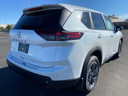 New 2026 Nissan Rogue SV w/ Cold Weather Package image 6