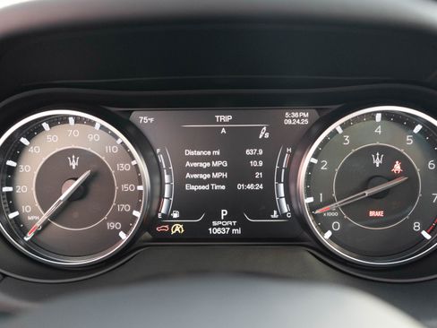 Used 2022 Maserati Levante F Tributo image 21