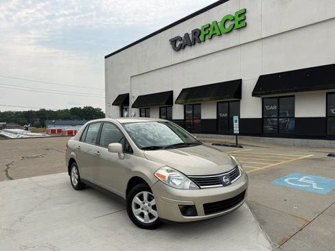 Used 2009 Nissan Versa Sedan w/ Convenience Pkg FWD image 1