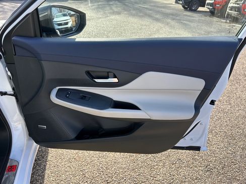 New 2026 Nissan Sentra SL w/ Floor Mat Package image 14