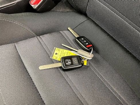 Used 2019 Honda CR-V LX image 13