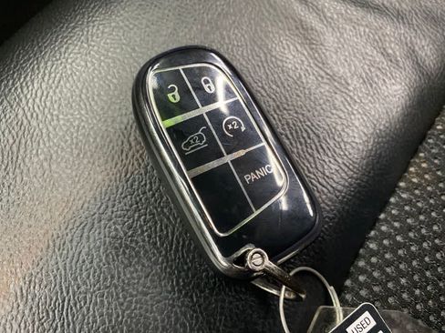Used 2021 Jeep Compass Trailhawk AWD/4WD image 30
