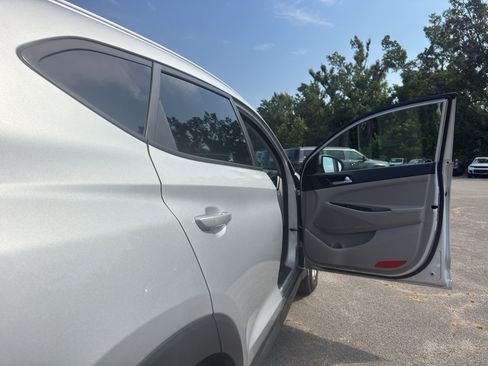 Used 2019 Hyundai Tucson Value AWD/4WD image 20