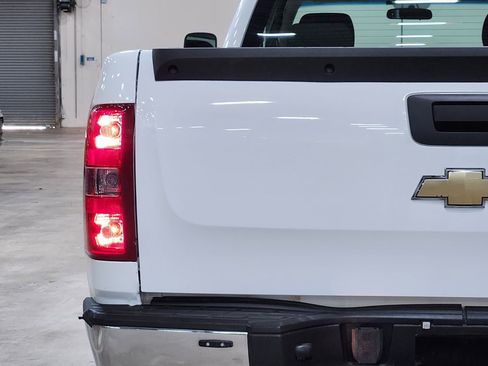 Used 2011 Chevrolet Silverado 1500 W/T image 21
