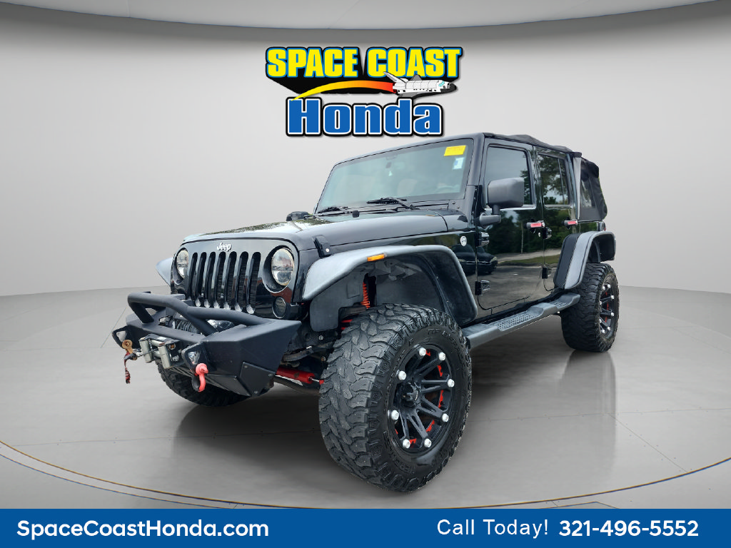 Used 2013 Jeep Wrangler Unlimited Sahara w/ Connectivity Group AWD/4WD image 10
