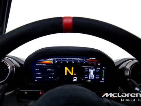 Used 2019 McLaren Senna RWD image 14