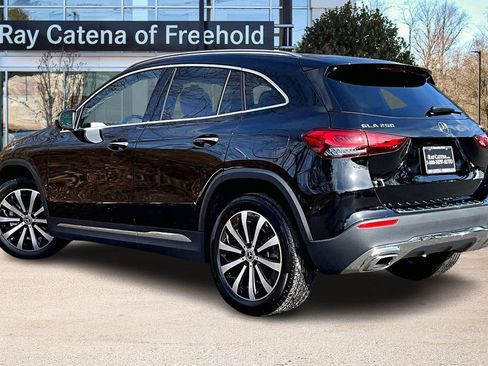 Certified 2022 Mercedes-Benz GLA 250 4MATIC image 12