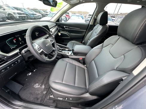 New 2025 Kia Telluride S image 37