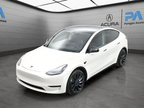 Used 2025 Tesla Model Y Performance image 34