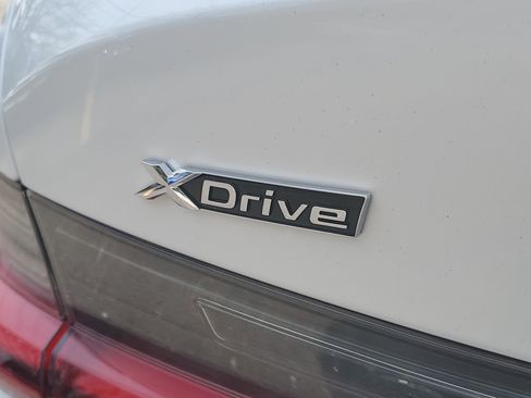 Certified 2023 BMW 330i xDrive Sedan w/ Premium Package image 28