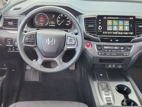 Certified 2025 Honda Ridgeline Sport image 15