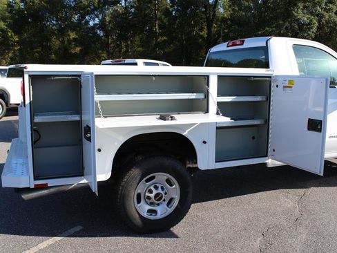 New 2024 GMC Sierra 2500 Pro RWD image 12