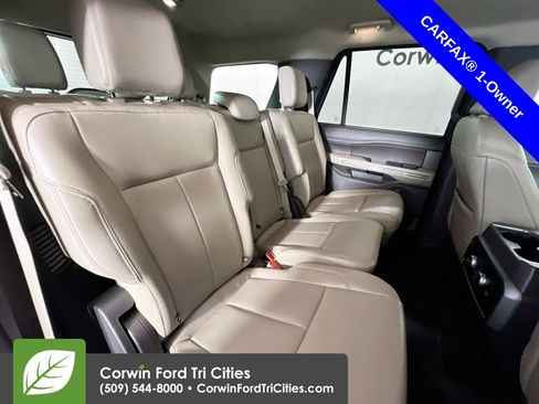 Used 2021 Ford Expedition XLT AWD/4WD image 17