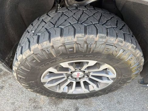 Used 2021 GMC Sierra 1500 AT4 AWD/4WD image 6