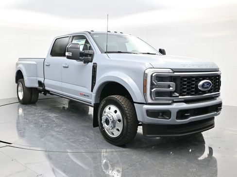 New 2026 Ford F450 Platinum w/ FX4 Off-Road Package image 1