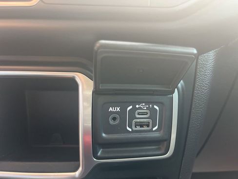 Used 2023 Jeep Wrangler Sport image 16