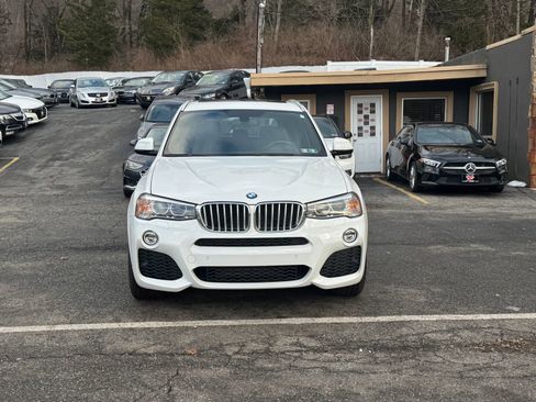 Used 2017 BMW X3 xDrive28i image 2