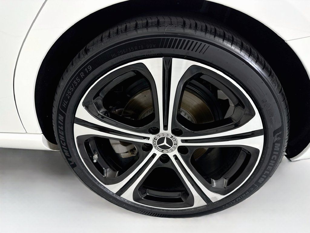 Certified 2024 Mercedes-Benz C 300 Sedan image 29