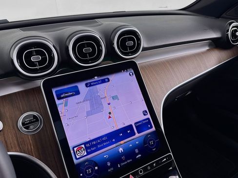 Certified 2025 Mercedes-Benz C 300 Sedan image 21