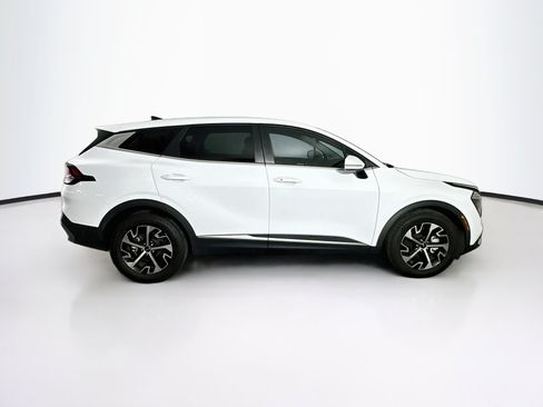 Used 2024 Kia Sportage EX FWD image 10
