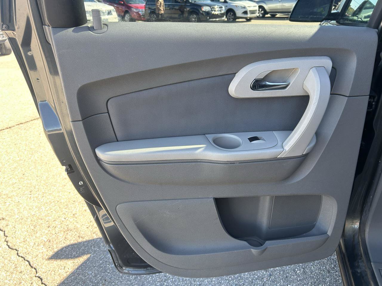 Used 2011 Chevrolet Traverse LS AWD/4WD image 14
