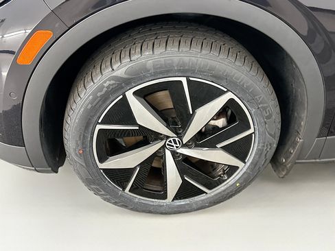 Used 2023 Volkswagen ID.4 Pro S AWD/4WD image 11