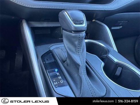 Used 2020 Toyota Highlander XLE image 29