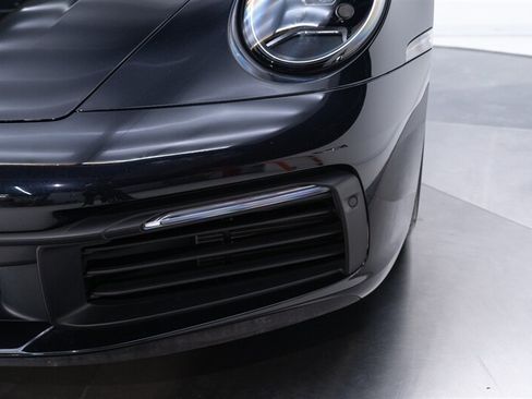Used 2024 Porsche 911 Carrera RWD image 24