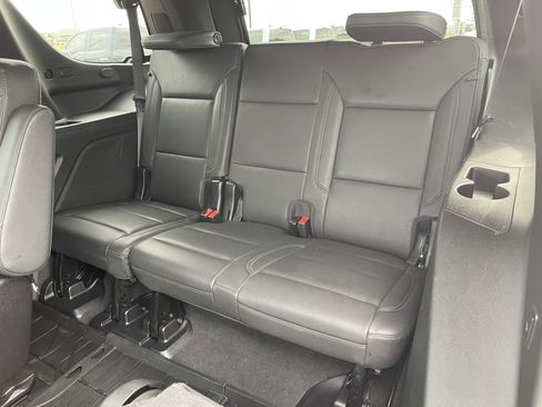 Used 2024 Chevrolet Tahoe Z71 w/ Luxury Package image 32