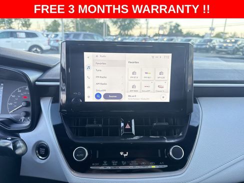 Used 2024 Toyota Corolla SE w/ SE Convenience Package FWD image 17