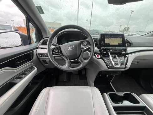 Used 2023 Honda Odyssey Touring image 8