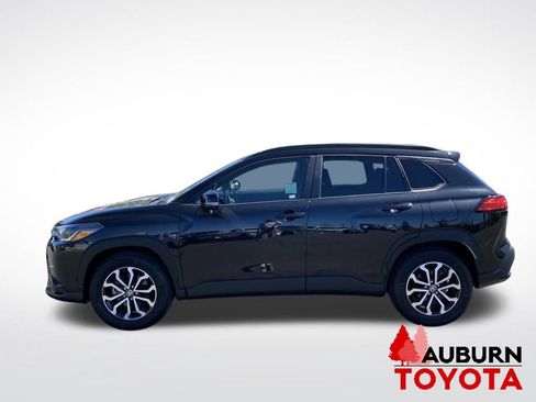 Used 2024 Toyota Corolla Cross AWD Hybrid w/ Moonroof Package image 4