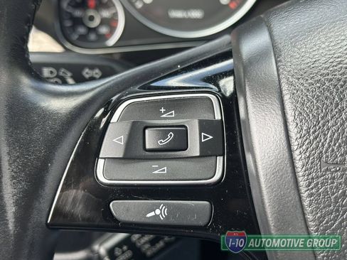 Used 2013 Volkswagen Touareg Sport AWD/4WD image 23