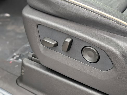 New 2026 Chevrolet Tahoe Premier w/ Sun And Tow Package image 27