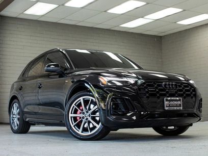 Used 2024 Audi Q5 e Prestige w/ Prestige Package