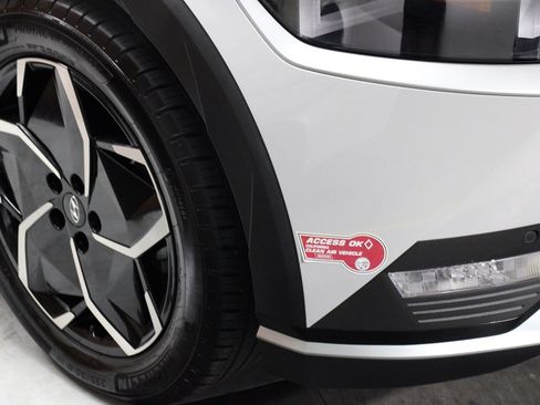 Used 2024 Hyundai Ioniq 5 SEL image 15