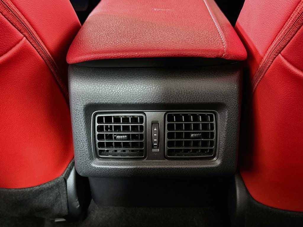 Used 2021 Toyota Camry XSE FWD image 25