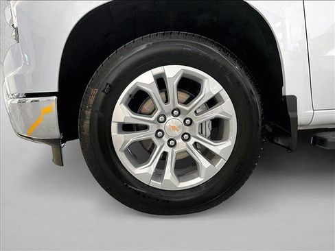 Used 2026 Chevrolet Silverado 1500 LTZ w/ LTZ Convenience Package II RWD image 10