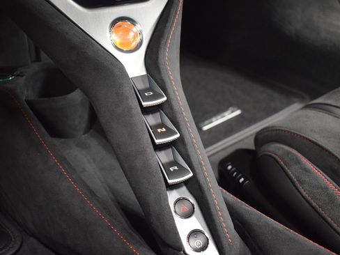 New 2025 McLaren 750S Spider image 29