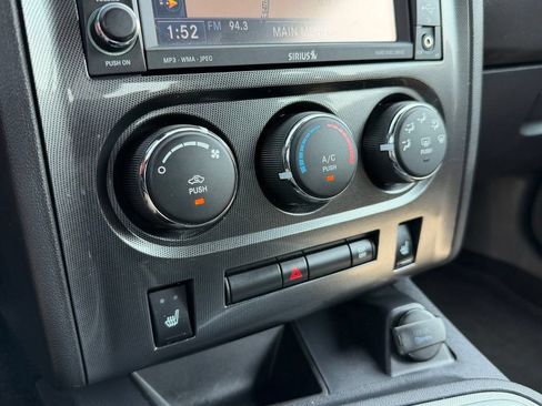 Used 2010 Dodge Challenger R/T RWD image 32
