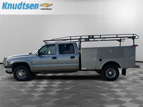 Used 2007 Chevrolet Silverado 3500 LT w/ Heavy-Duty Power Package image 3