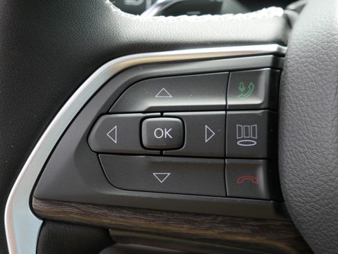 New 2026 Jeep Grand Cherokee L Limited AWD/4WD image 15