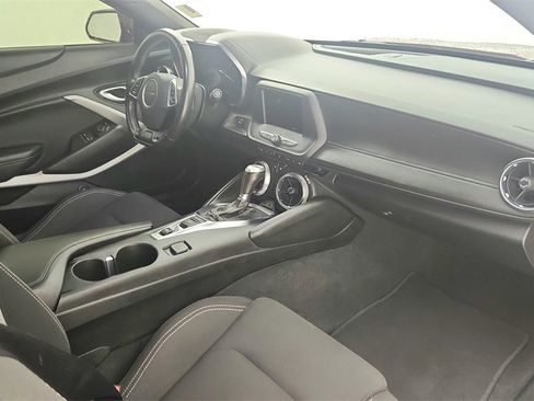 Used 2021 Chevrolet Camaro LT image 27